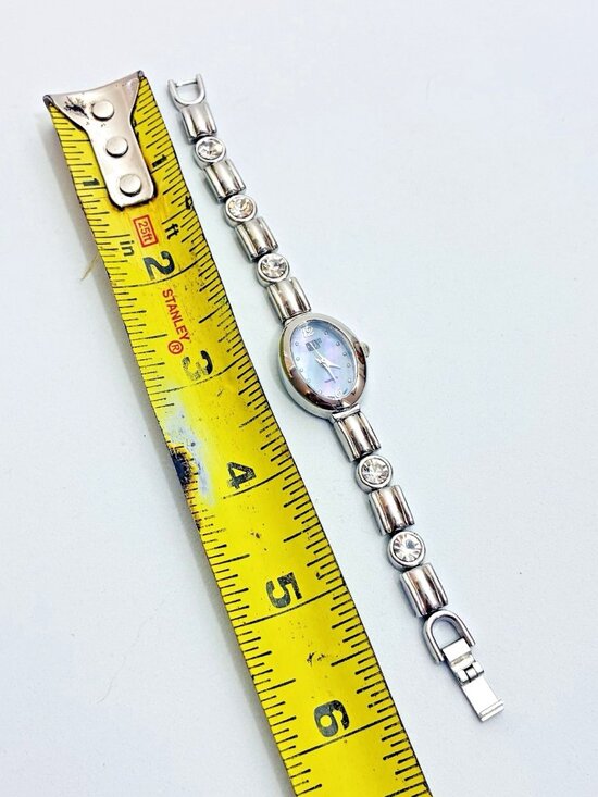 Gruen Womens Watch Mother of Pearl Oval Dial Rhinestone Bracelet Silver (S9) main image 4